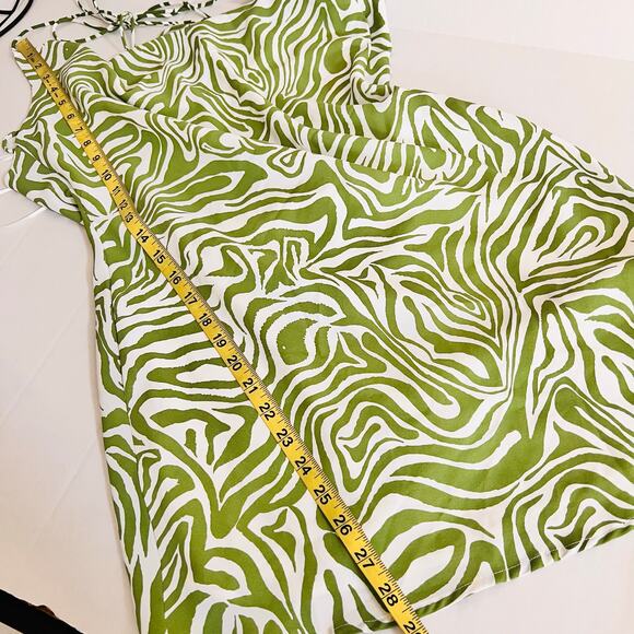 Le Lis Printed Halter Tie Back Mini Dress Size S Small NWT Green Cream - Picture 7 of 8